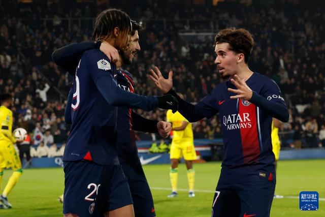 兴奋不已 兴奋不已