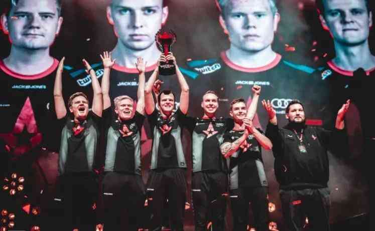 们在新赛季 们在新赛季