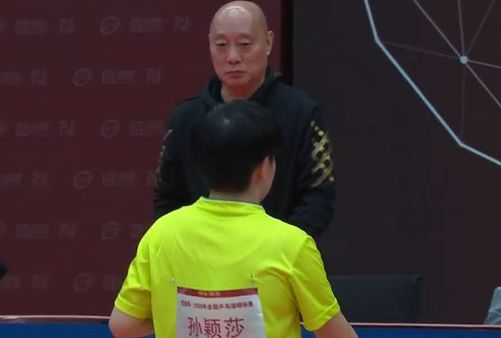 比换帅更重 比换帅更重